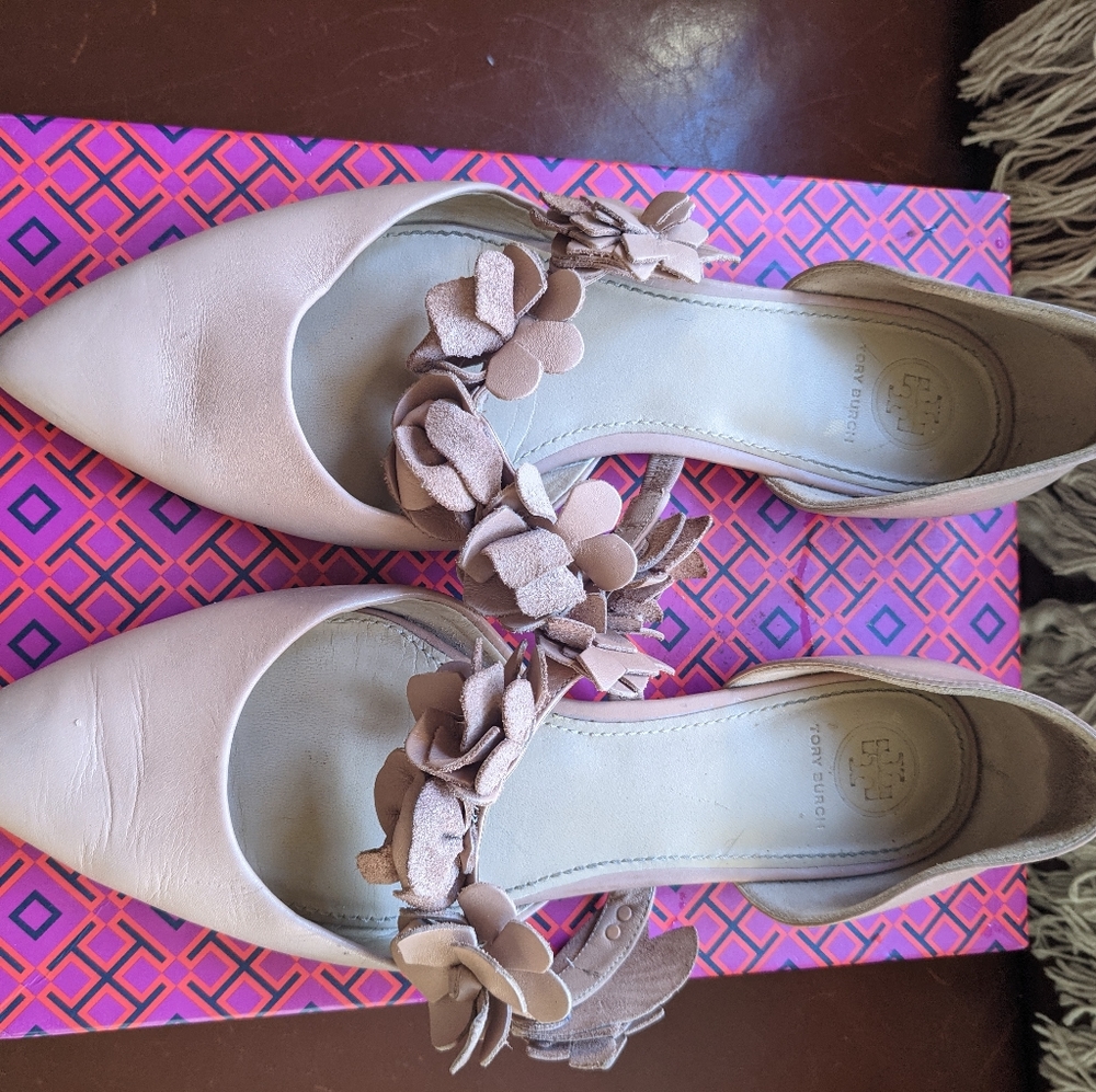 Tory Burch Blossom D'Orsay flats, size 9.